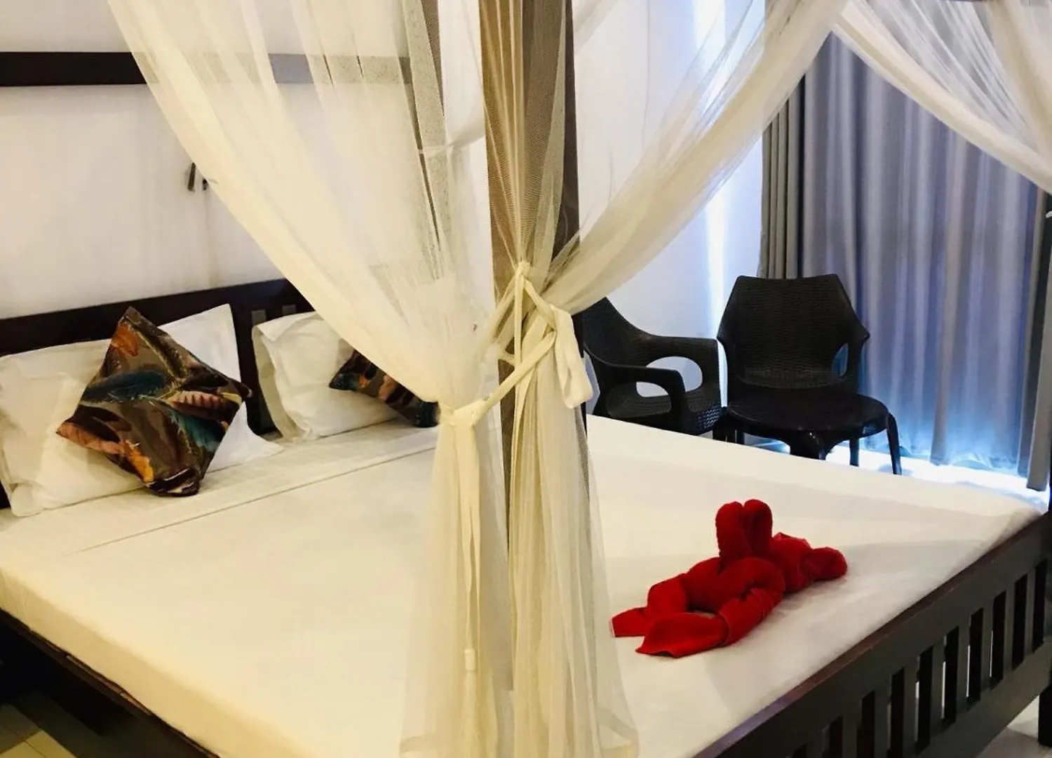 Hotel Marine At Negombo Beach 3*,