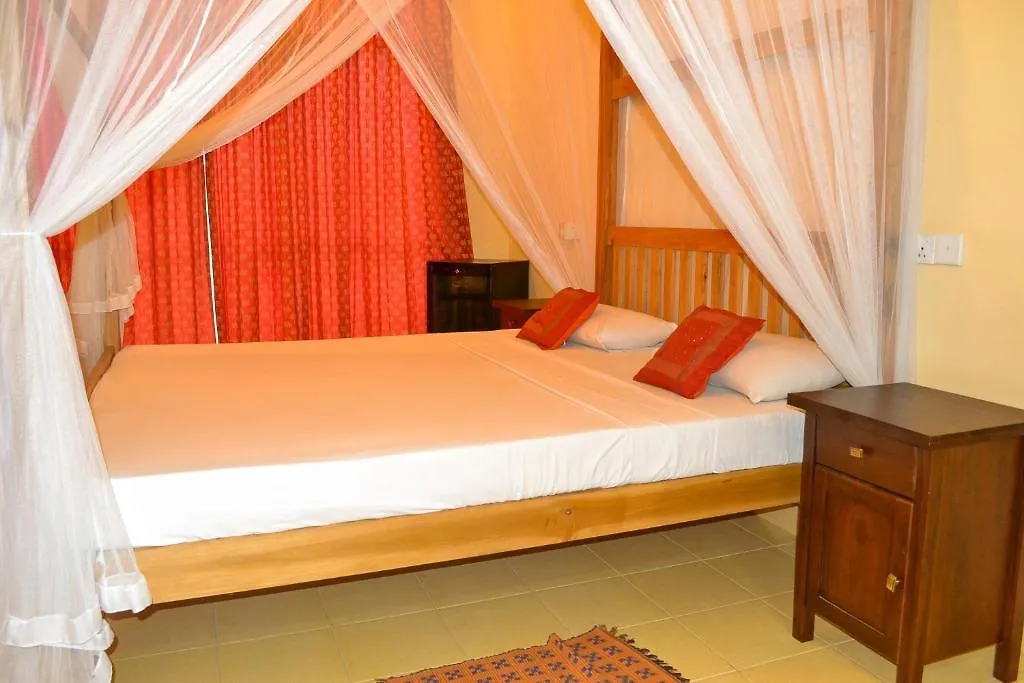 Marine Tourist Guest House At Negombo Beach 3*,  Sri Lanka