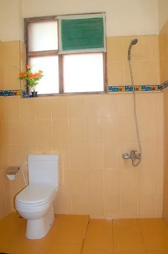 Hotel Marine At Negombo Beach 3*,