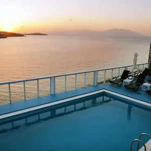 Vana Holidays 2* Ornos (Mykonos)